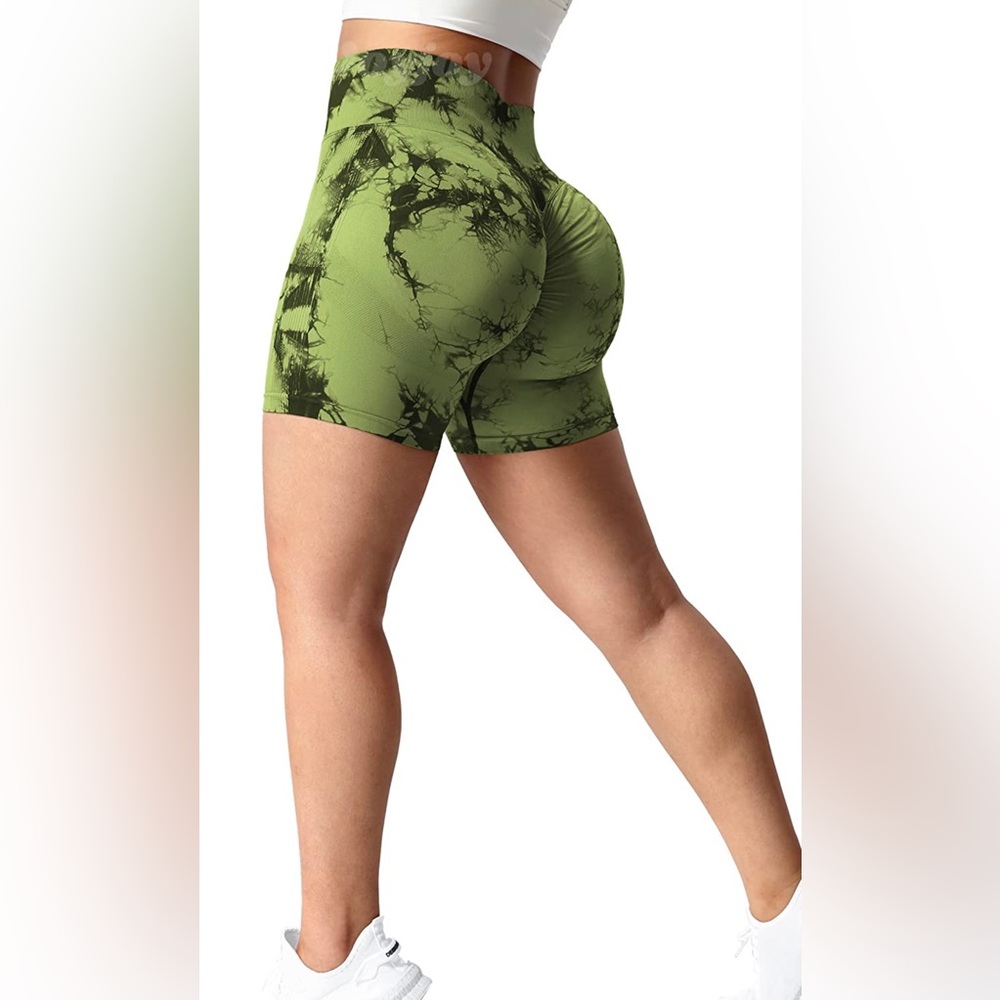 Athletic shorts